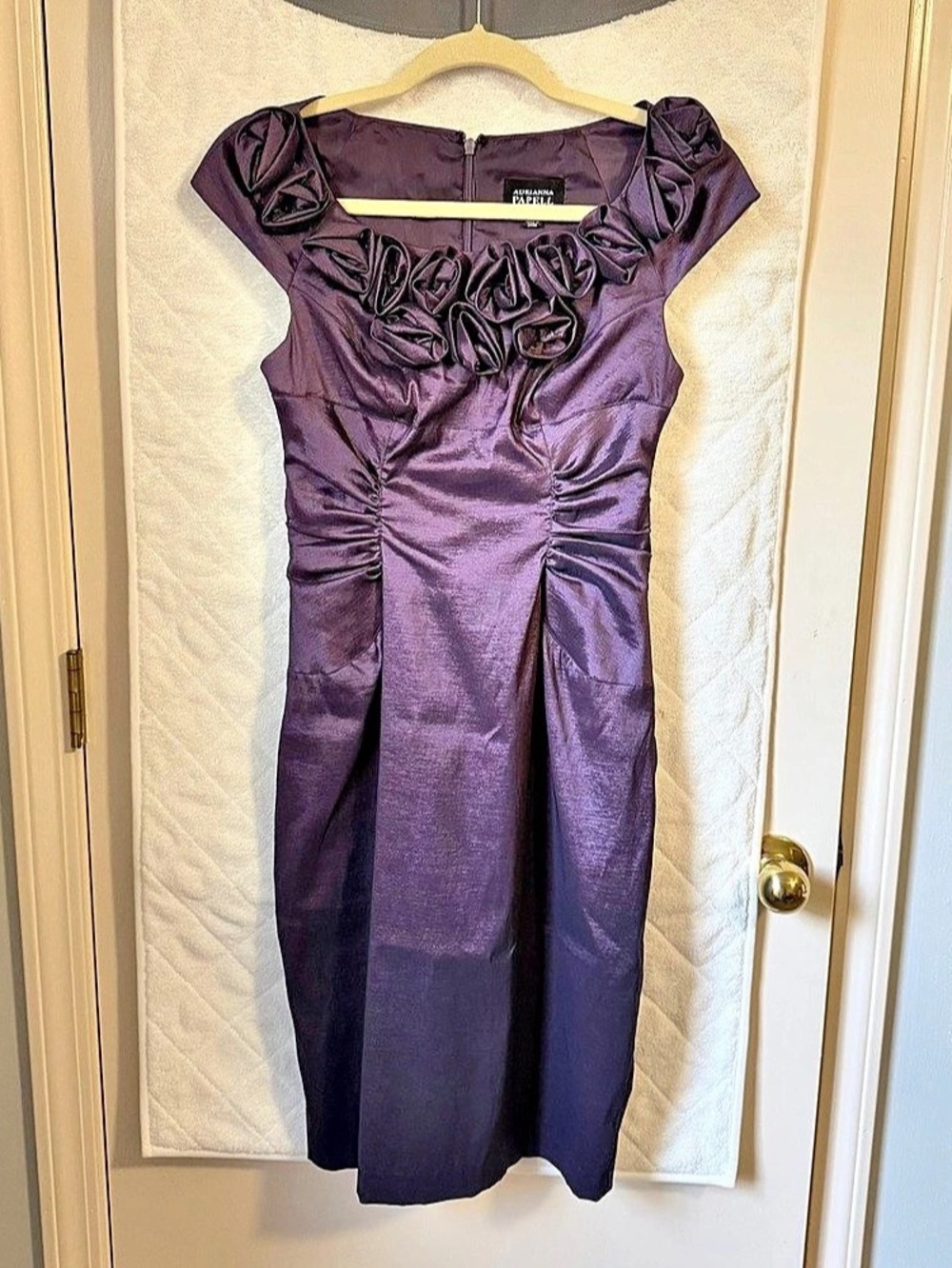 Adrianna Papell Ruffle Neck Midi Dress in Purple Size 6 Like New